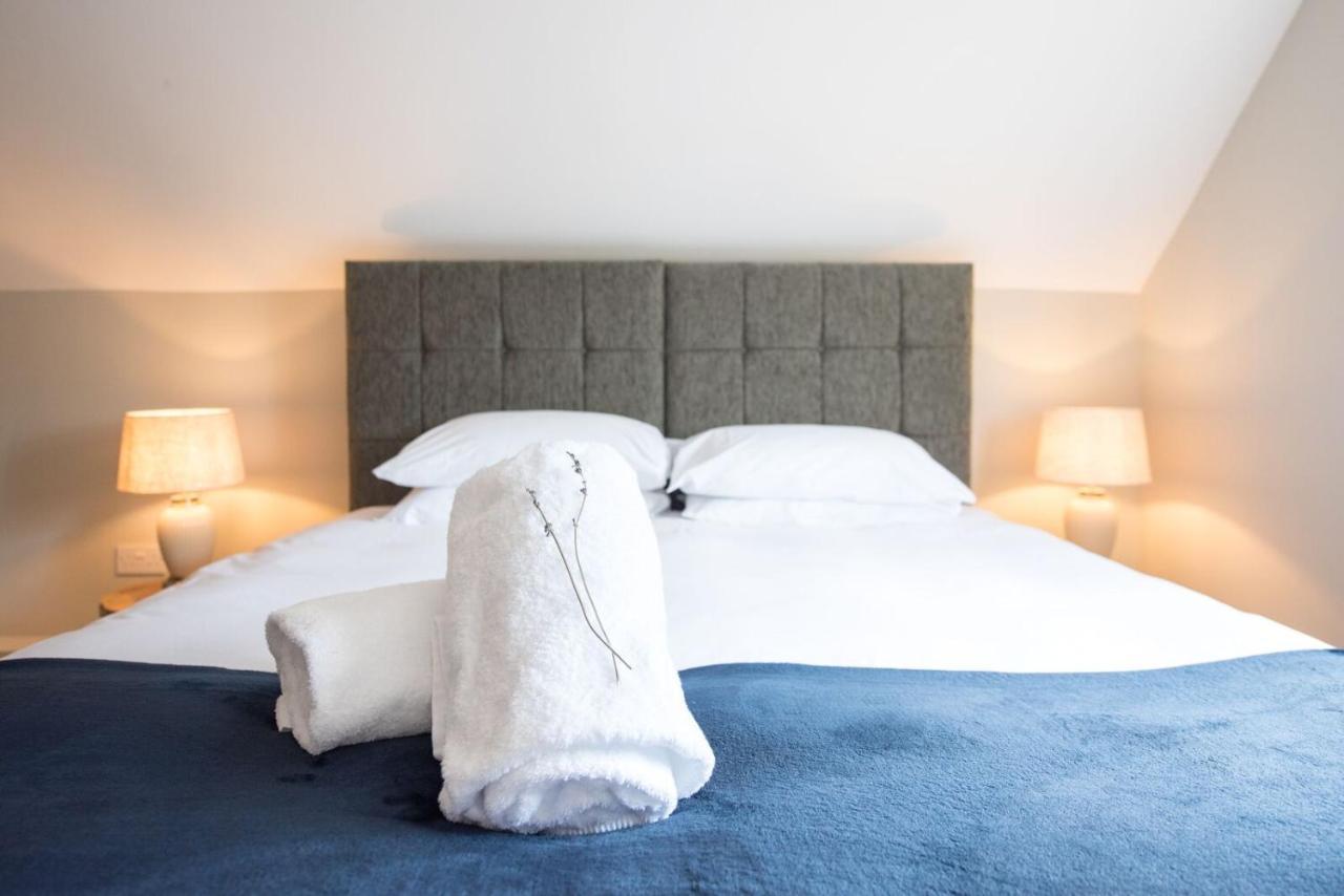 The Lodge At Broadway Broadway  Bagian luar foto