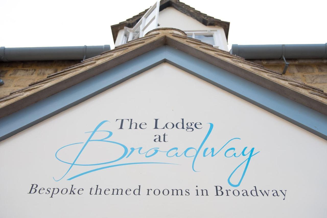 The Lodge At Broadway Broadway  Bagian luar foto